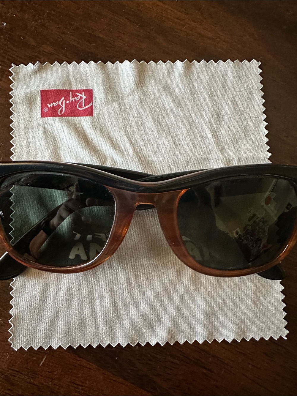 1980’s B&L Ray ban Wayfarer Sunglasses - Brown Frame, Dark Lenses